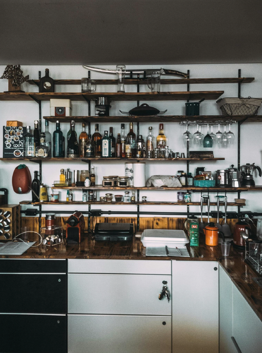 Bar à la maison : les indispensables pour bien débuter